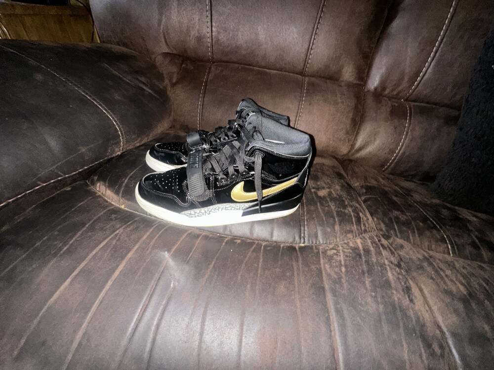 Nike Air Jordan Legacy 312 'Black Metallic Gold' Patent Leather Sneakers 9.5